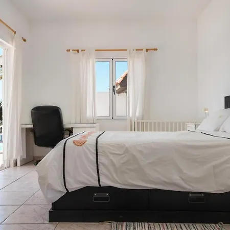 Casa Nira Macher