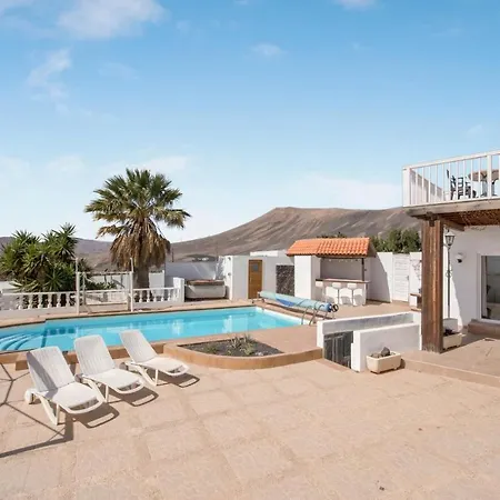 Villa Casa Nira *