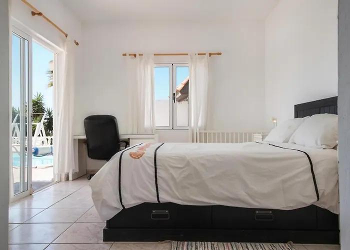 Casa Nira Macher